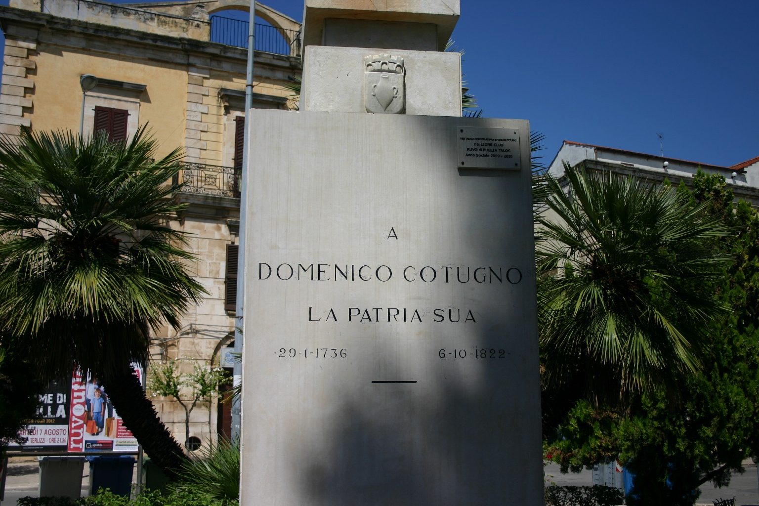 Domenico%20Cotugno%27s%20monument%2C%20Ruvo%20di%20Puglia%2C%20Italy%20-%2004.JPG